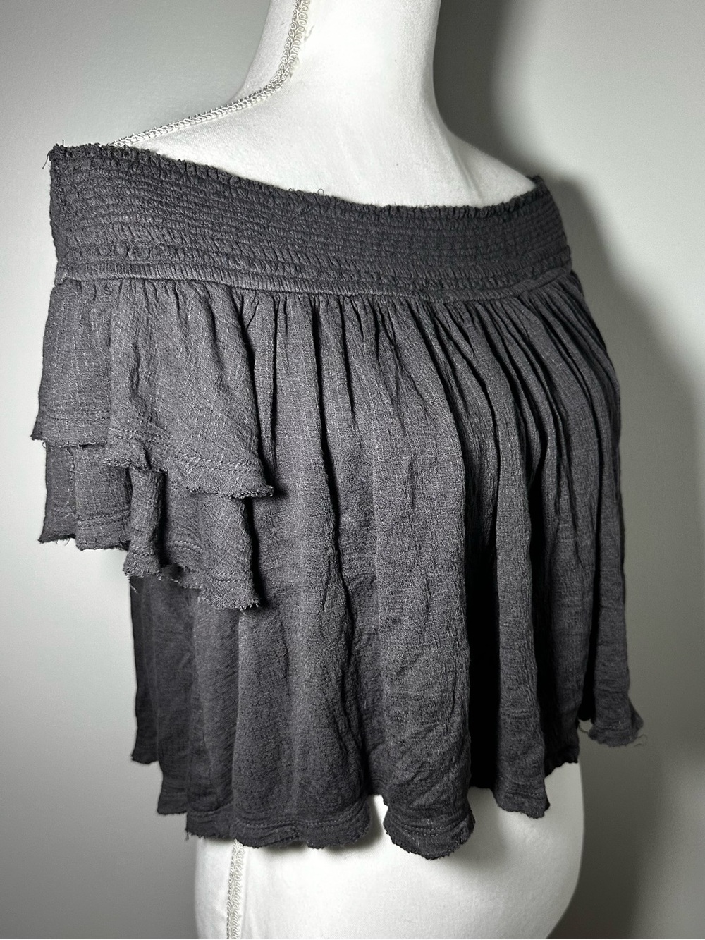 Free People Off-Shoulder Ruffle Crop Top - Picture 13 of 14